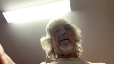 Snapshot of winedog2020 chatting on 05-03-26, 07:14 Gundja Man online show from 05-03-26, 07:14