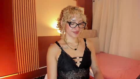 Wini Fer online show from 03-30-26, 01:12