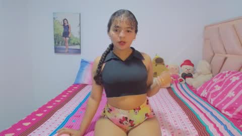  Winnifer Gonzalez  online show from 02-23-26, 03:37