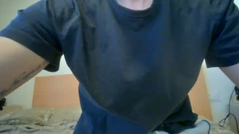 Snapshot of winston1414 chatting on 07-04-26, 01:06 JanCloud online show from 07-04-26, 01:06