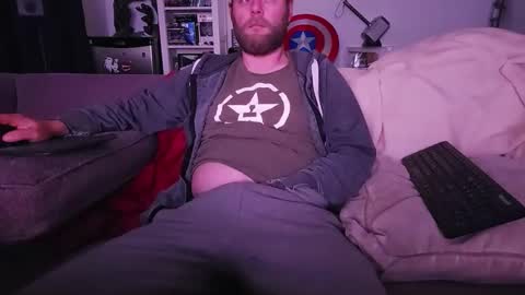 Snapshot of winter117 chatting on 10-24-25, 03:36 winter117 online show from 10-24-25, 03:36