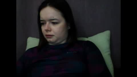 Snapshot of winter__white_rose chatting on 02-07-25, 11:34 Emma online show from 02-07-25, 11:34