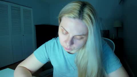 Winter Miracle online show from 05-13-26, 03:59