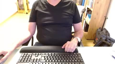 winterfreund99 online show from 12-21-25, 12:56