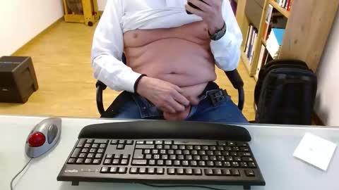 winterfreund99 online show from 01-08-26, 11:01