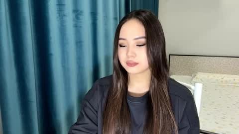 Amina online show from 02-11-26, 02:11