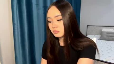 Amina online show from 04-04-26, 03:31