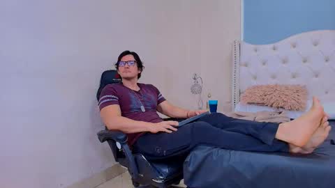 Wiston online show from 03-27-26, 01:33