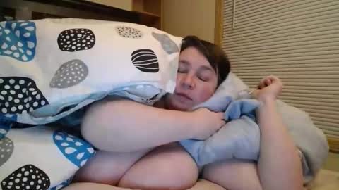 Annie online show from 02-16-26, 07:26