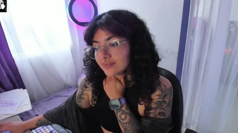     Luna Violeta  A r t i s t  online show from 01-10-25, 09:31
