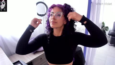     Luna Violeta  A r t i s t  online show from 01-31-25, 09:16