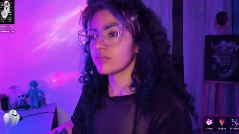     Luna Violeta  A r t i s t  online show from 02-24-25, 01:57