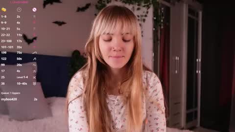 Hollis online show from 11-13-25, 09:25