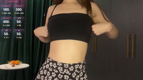 Isobelle online show from 02-19-25, 01:39