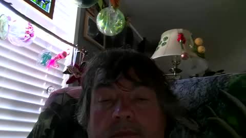 wldlife online show from 06-18-26, 07:18