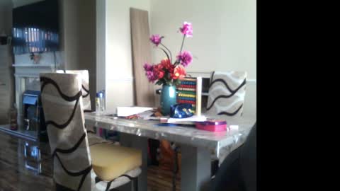 wobble444 online show from 02-05-25, 09:25