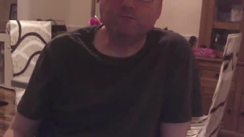 wobble444 online show from 06-18-26, 12:00