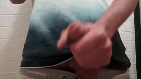 Snapshot of wolderz chatting on 09-15-25, 08:53 wolderz online show from 09-15-25, 08:53