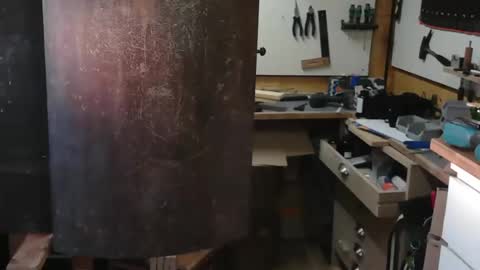 wolf021221 online show from 11-21-25, 02:05