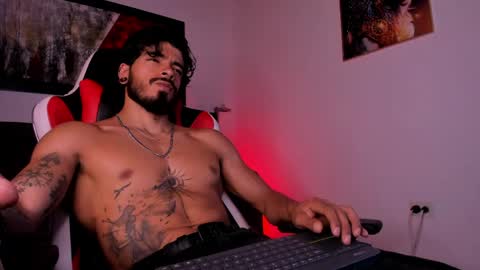 Snapshot of wolferatus chatting on 04-10-26, 11:09 wolferatus online show from 04-10-26, 11:09