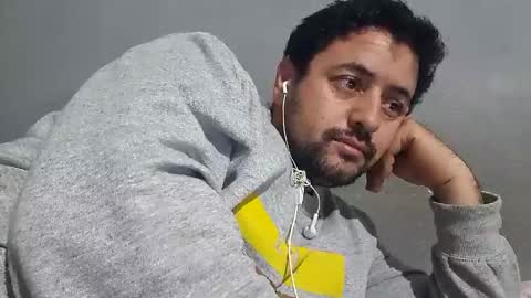 wolf boy online show from 02-04-25, 10:24