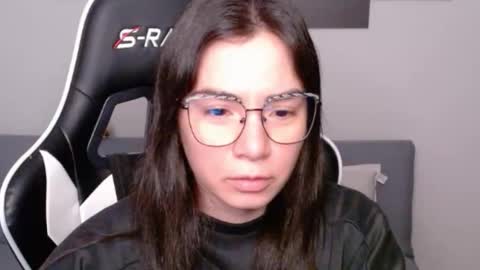 Alex online show from 04-14-26, 01:44