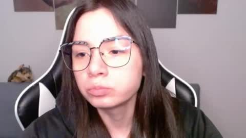 Snapshot of wolfs_daughter chatting on 07-02-26, 02:22 Alex online show from 07-02-26, 02:22