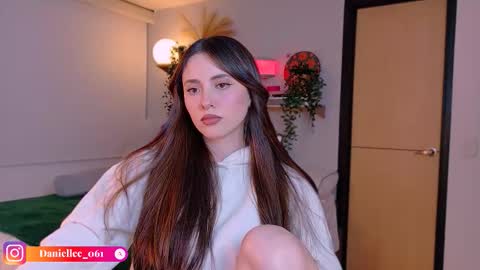   online show from 02-10-26, 03:32