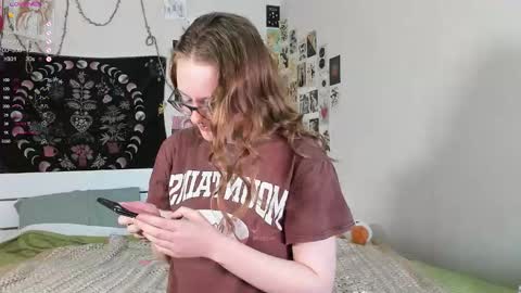 Snapshot of wonderconnie chatting on 11-16-25, 08:31 wonderconnie online show from 11-16-25, 08:31