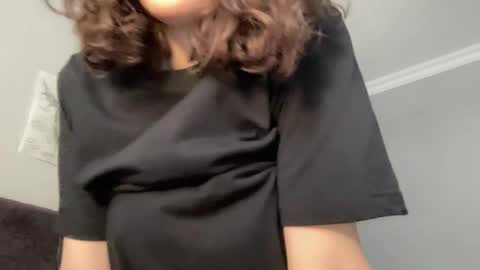 Snapshot of wonderland_stia chatting on 09-21-25, 09:33 Stia online show from 09-21-25, 09:33