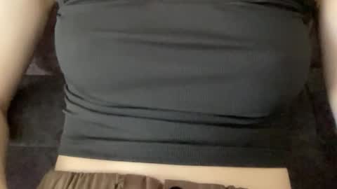 Snapshot of wonderland_stia chatting on 09-23-25, 04:59 Stia online show from 09-23-25, 04:59