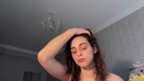 Snapshot of wonderland_stia chatting on 11-24-25, 07:41 Stia online show from 11-24-25, 07:41