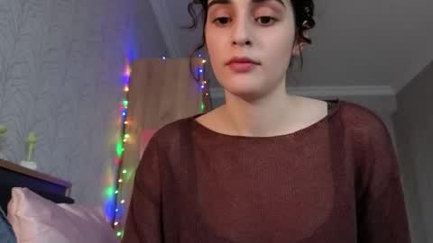 Snapshot of wonderland_stia chatting on 12-15-25, 11:58 Stia online show from 12-15-25, 11:58