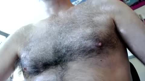 Snapshot of woodiesays chatting on 12-29-24, 06:49 WoodieSays online show from 12-29-24, 06:49