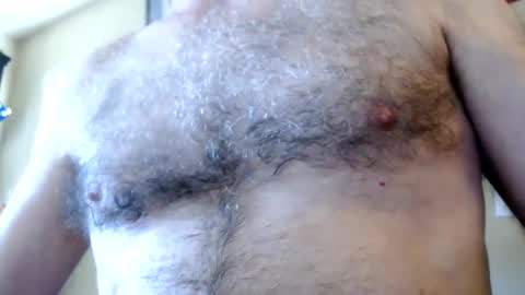 Snapshot of woodiesays chatting on 01-08-25, 05:59 WoodieSays online show from 01-08-25, 05:59