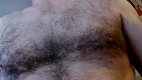 Snapshot of woodiesays chatting on 01-12-25, 04:50 WoodieSays online show from 01-12-25, 04:50