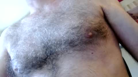 Snapshot of woodiesays chatting on 02-09-25, 06:05 WoodieSays online show from 02-09-25, 06:05