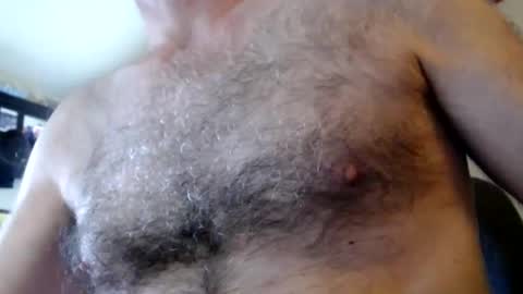 Snapshot of woodiesays chatting on 09-10-25, 04:07 WoodieSays online show from 09-10-25, 04:07