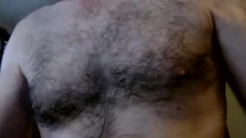 Snapshot of woodiesays chatting on 10-24-25, 05:20 WoodieSays online show from 10-24-25, 05:20