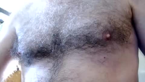 Snapshot of woodiesays chatting on 11-04-25, 05:01 WoodieSays online show from 11-04-25, 05:01