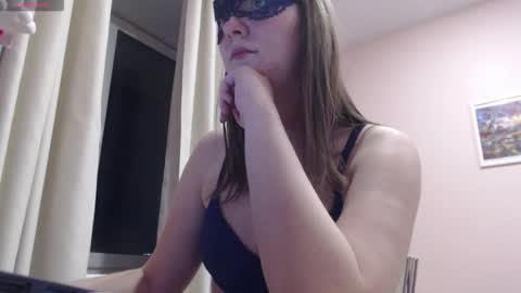 Woodland Peony online show from 02-25-26, 03:21