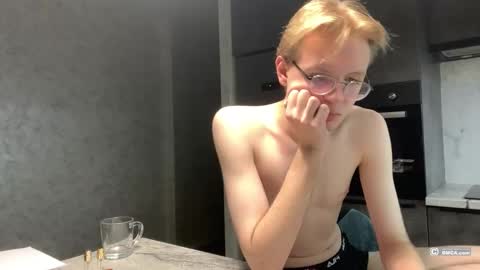 Snapshot of woods_jerk chatting on 10-29-25, 08:10 Mitya online show from 10-29-25, 08:10