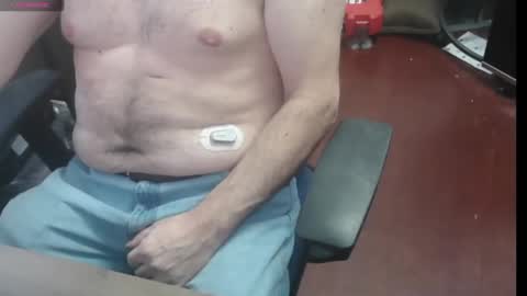 woodworker6473 online show from 02-05-25, 06:59