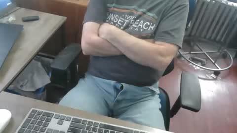 woodworker6473 online show from 03-02-26, 01:29