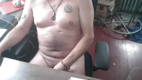 woodworker6473 online show from 07-11-26, 01:47