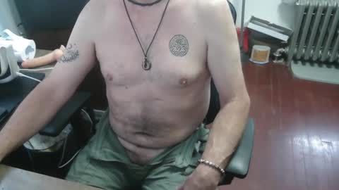 woodworker6473 online show from 07-18-26, 02:43