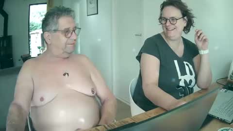 woodwurm and Snoeske online show from 03-06-25, 10:52