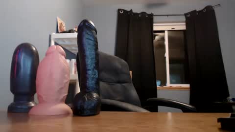 Snapshot of woody1nut chatting on 07-22-26, 08:17 Woody online show from 07-22-26, 08:17