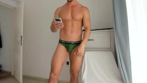 Wolfie online show from 05-19-26, 08:31
