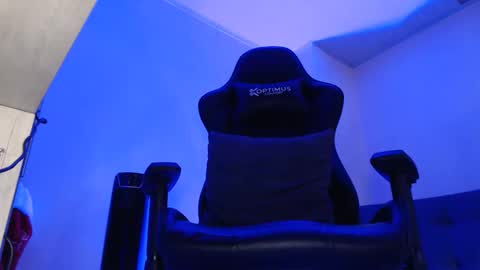 Woondeer online show from 12-13-25, 07:53